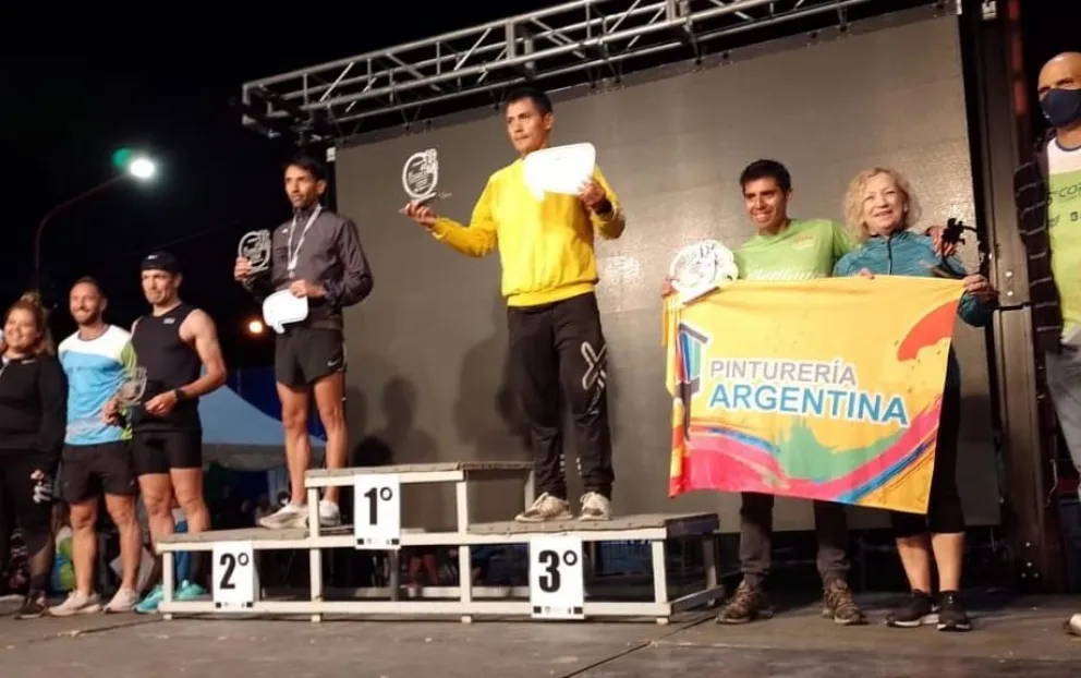 Bariloche presente en la Corrida de Cipolletti