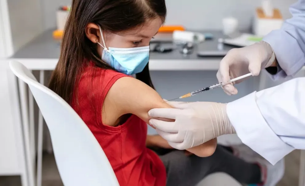 Comienzan a aplicar en Río Negro la vacuna Pfizer pediátrica para menores de 5 a 11 años