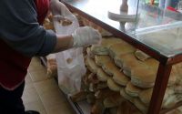 Del conflicto Rusia-Ucrania a las panaderías de Bariloche: Sube la harina y el pan, también