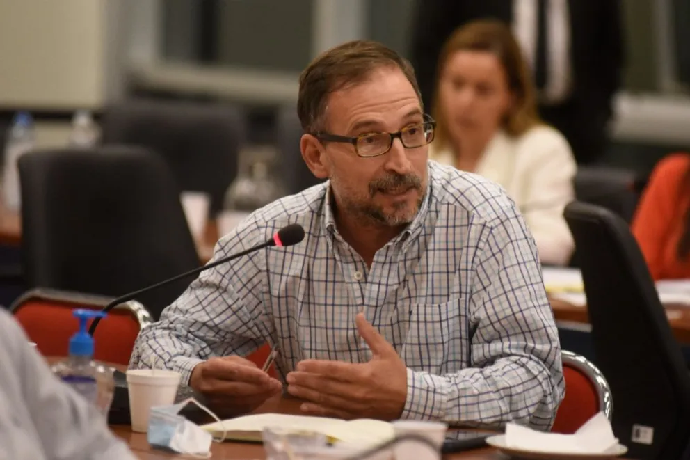 JSRN propone aprobar la renegociación con el FMI, pero sin avalar las medidas de Guzmán
