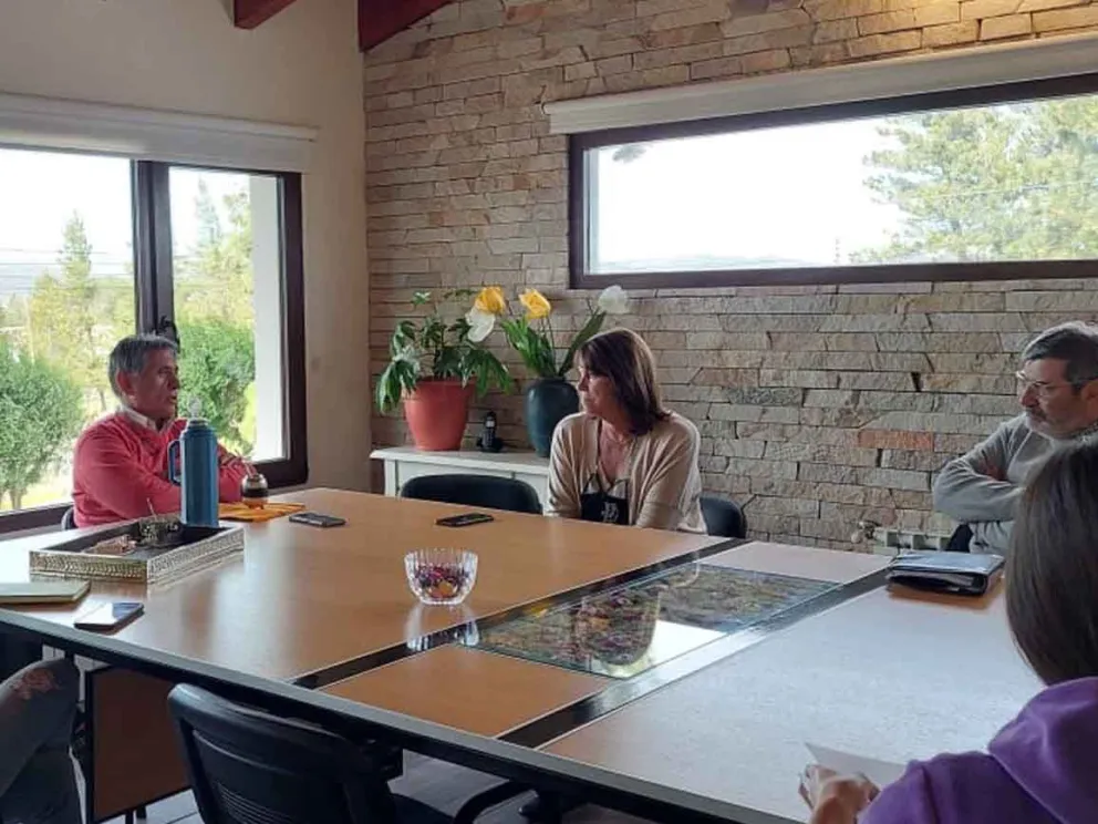 Siguen adelante las gestiones para que Dina Huapi amplíe su ejido urbano