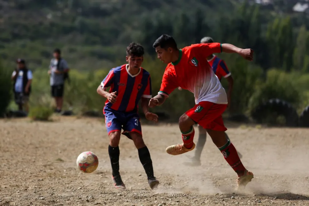 El fútbol libre no da tregua