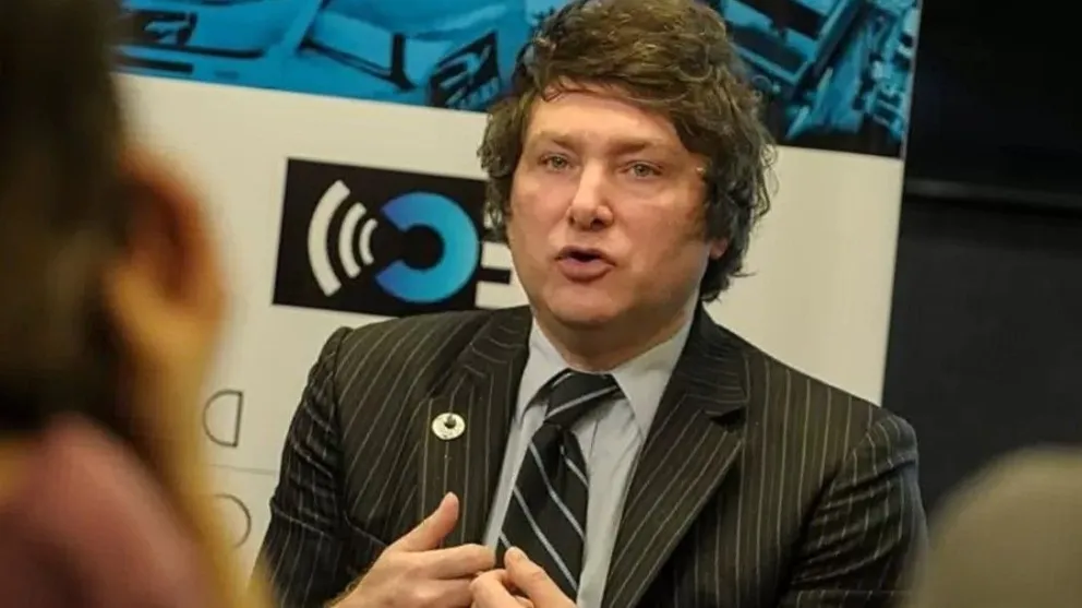 Milei adelanta el sorteo de su sueldo: cuándo es, cómo anotarse y de cuánto dinero se trata