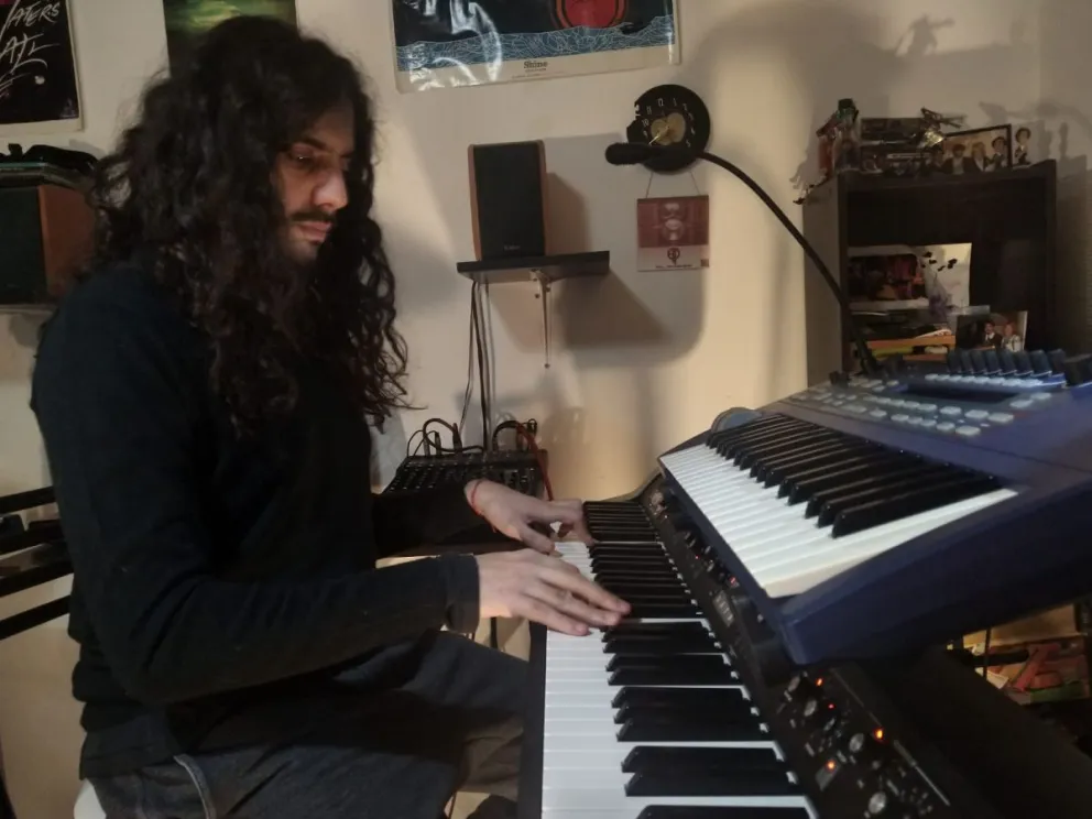 Sebastián Barrio Martín arriesga entre el rock progresivo y la new age