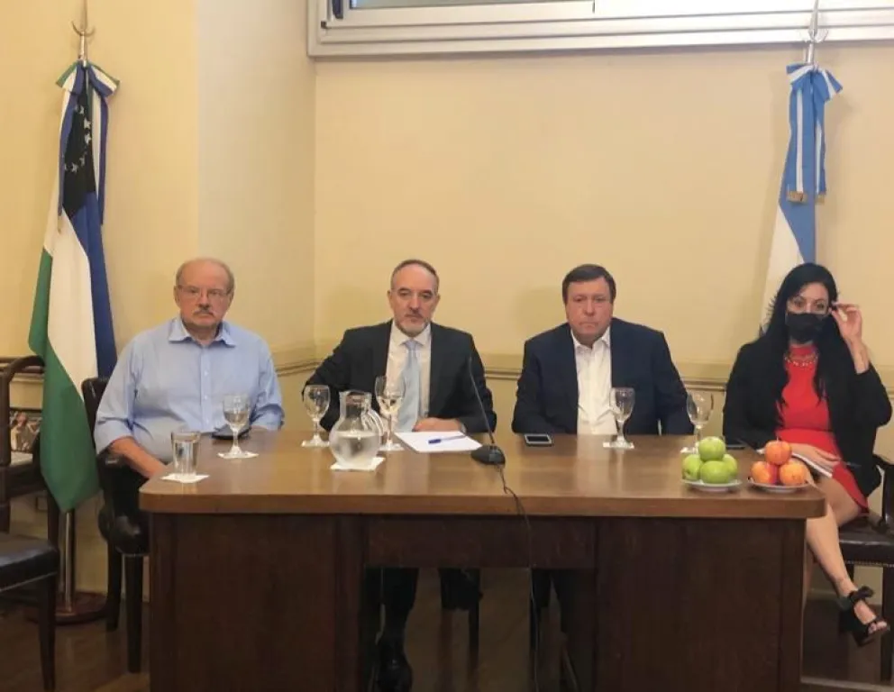 Exportaciones: Doñate y Weretilneck reúnen a productores y representantes de la Embajada rusa 