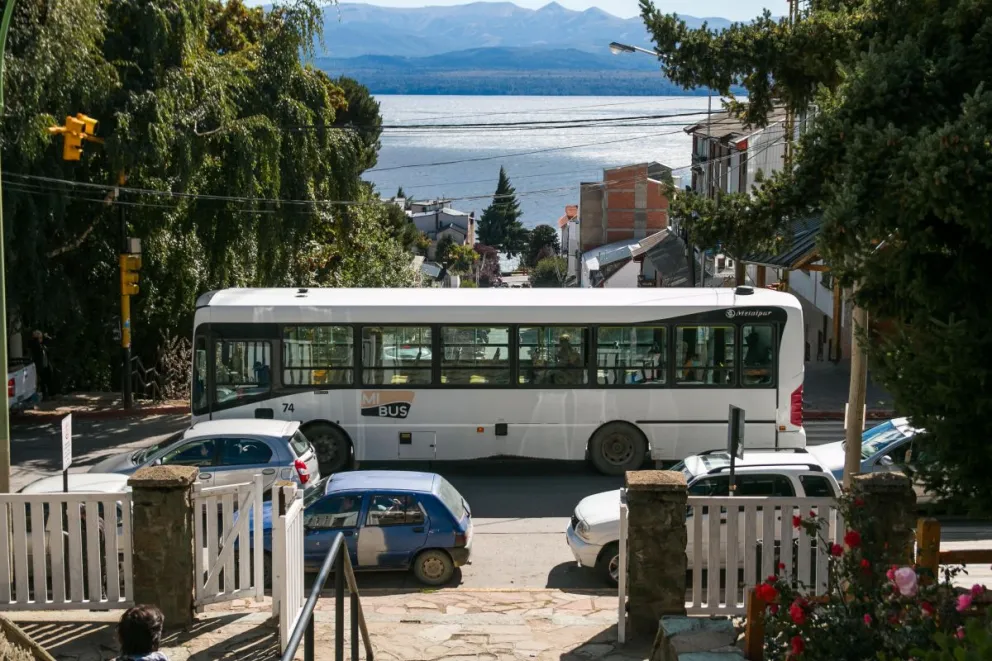 La Asamblea Popular Bariloche se opone al aumento del boleto