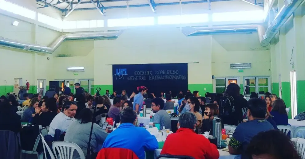 Si el Gobierno no convoca a una nueva paritaria dentro de 72 horas, UnTER irá a un paro de 48 horas 