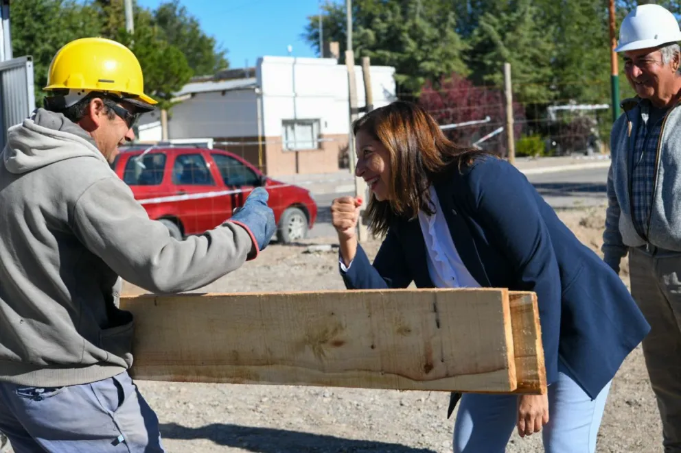 Comenzó a levantarse la obra de ampliación y remodelación del hospital de Maquinchao