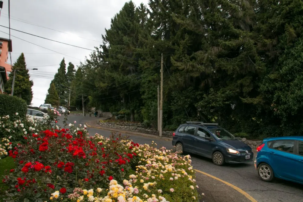 ¿San Francisco? ¡No! La calle Rolando, de Bariloche (fotos: Facundo Pardo).