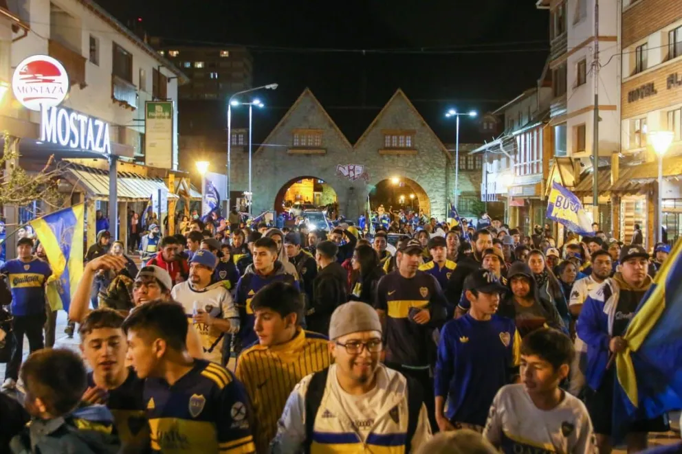 Fiesta: los xeneizes de Bariloche festejaron el triunfo en el superclásico 