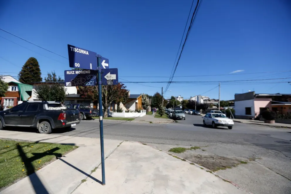  Delincuente le apoyó un cuchillo en el cuello a un joven para exigirle dinero