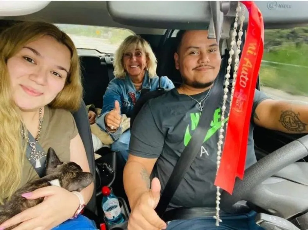 Venían para Bariloche y frenaron por un auto con problemas mecánicos: era Georgina Barbarossa