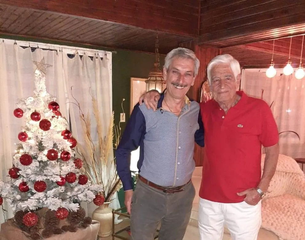 Dolor por la partida de Rubén González