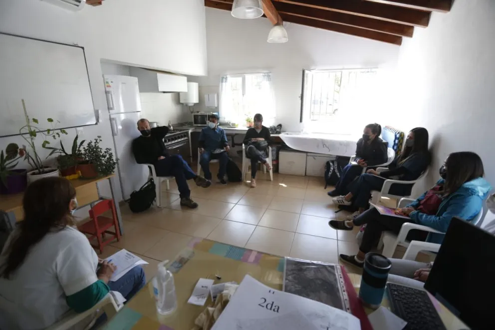 Alumnos de la carrera de Medicina recorrieron el barrio El Frutillar