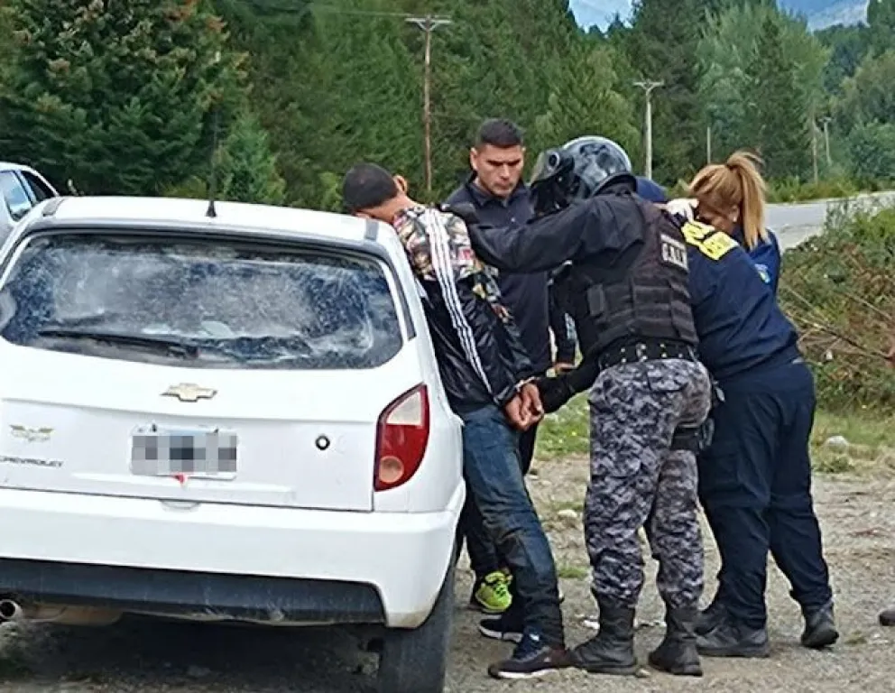 Prisión preventiva para tres detenidos acusados de robo en banda