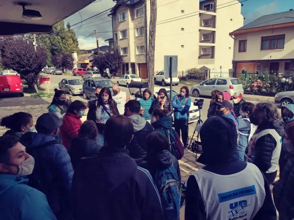  Estudiantes de diez escuelas secundarias sin Educación Física por falta de gimnasios 
