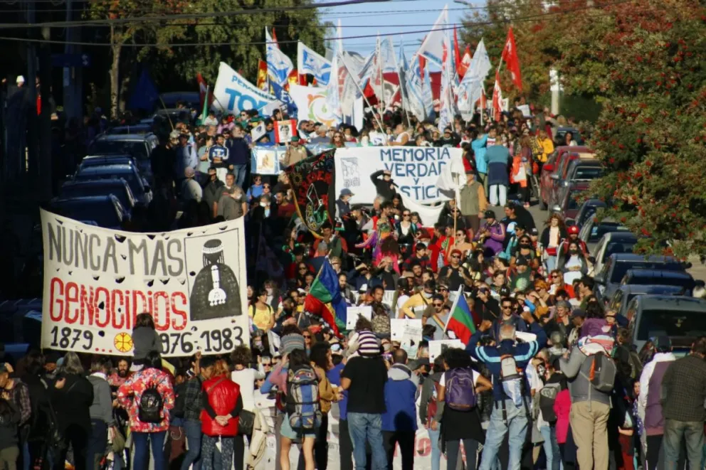 Una multitud de personas se sumó a la movilización por este Día de la Memoria por la Verdad y la Justicia