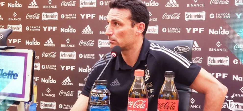 La conferencia de Scaloni giró en torno a la continuidad de Messi y Di María