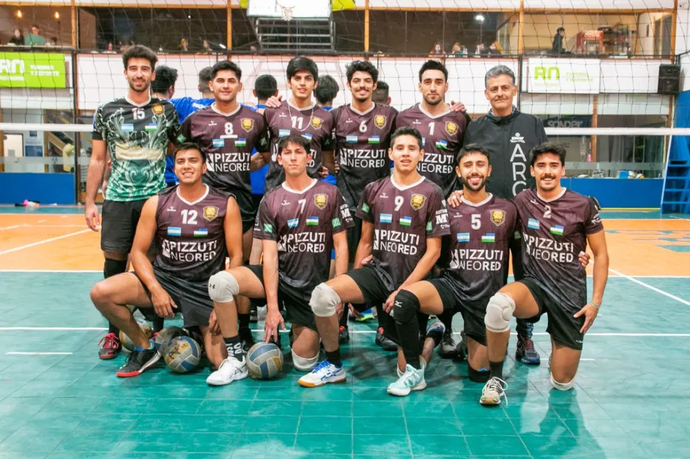 “Estuvo muy lindo volver a jugar al vóley”