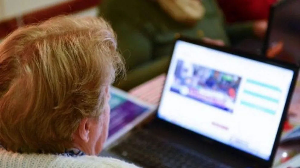 Cómo acceder a las computadoras para jubilados: precios y modelos disponibles