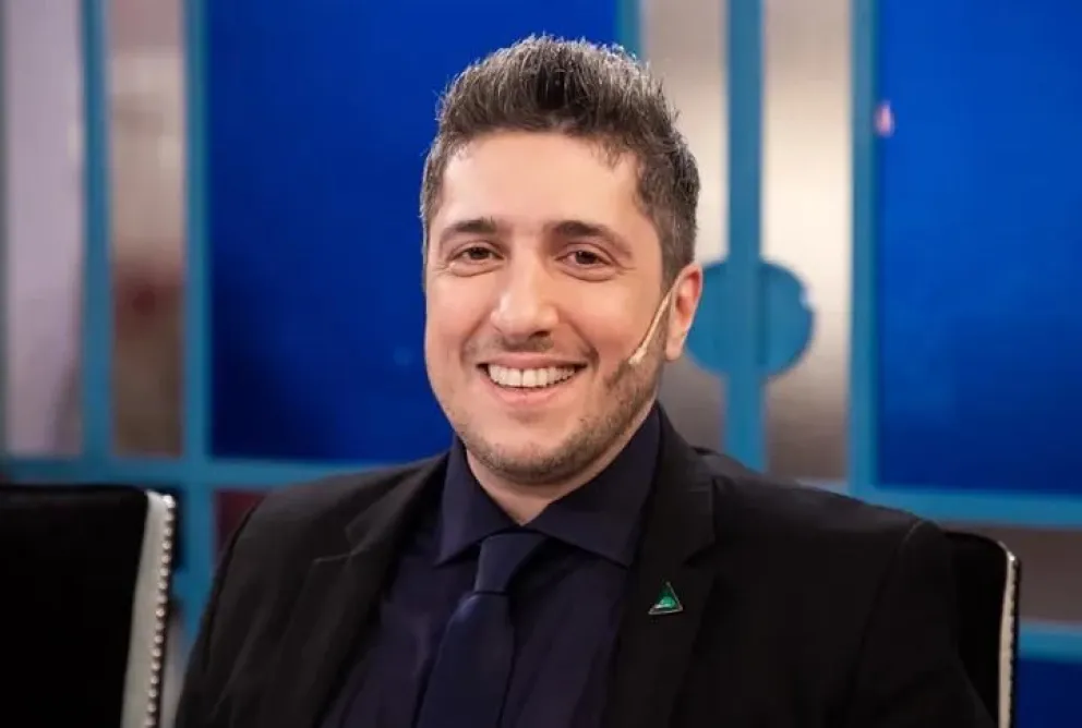 Jey Mammon será el nuevo conductor de “La Peña de Morfi”