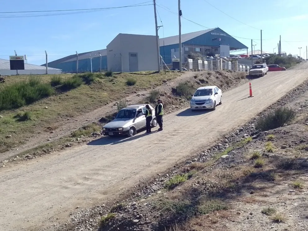 Seis autos infraccionados en control de tránsito en el Alto