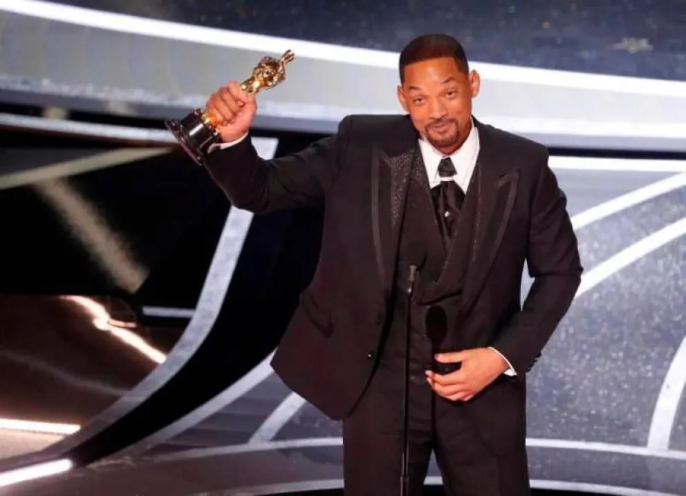 Will Smith renunció a la Academia tras el escándalo con Chris Rock