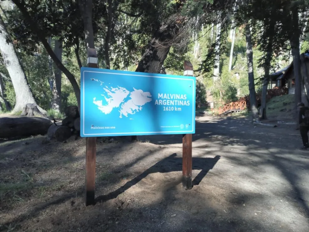 Instalaron cartelería sobre Malvinas en todos los Parques Nacionales