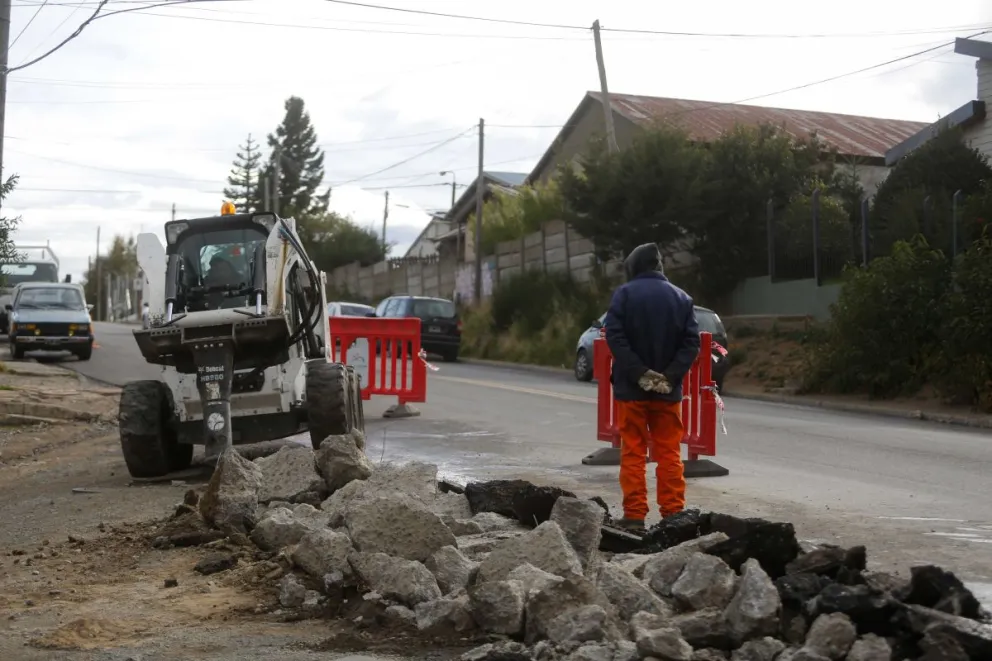 Construyen badenes para evitar desbordes de agua ante las lluvias