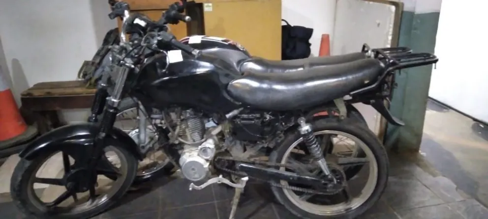 Secuestraron una moto que tenía el motor de otro vehículo idéntico, denunciado como robado