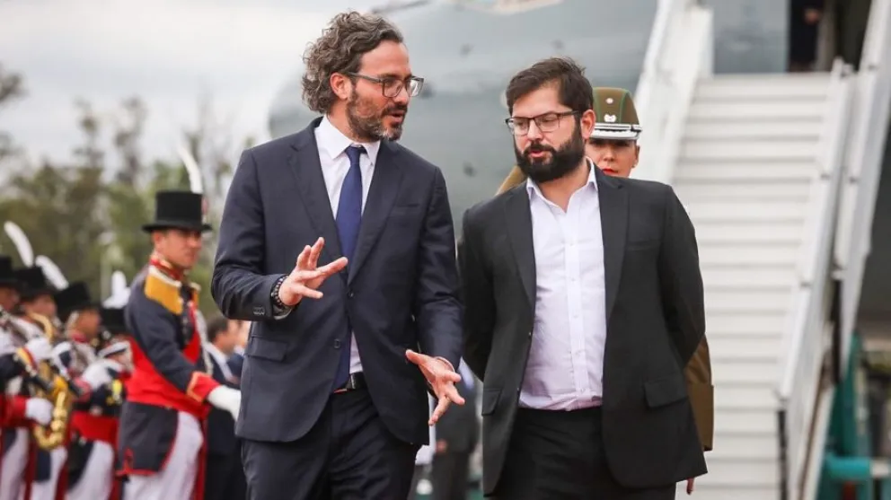 Gabriel Boric prometió que apurará la apertura de los pasos fronterizos de Chile 