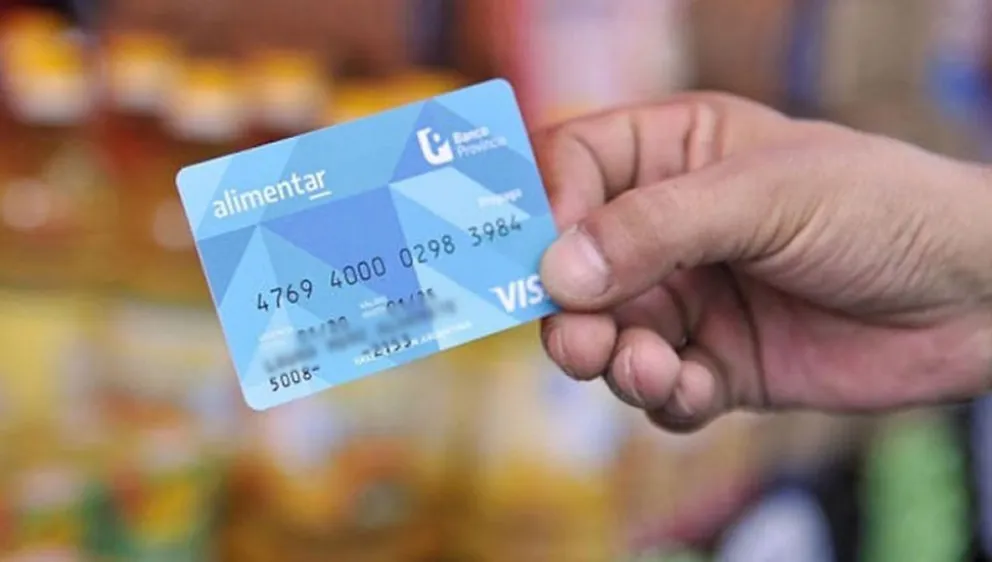 El Gobierno anunció un aumento del 50% en la tarjeta Alimentar: cuándo se cobrará 