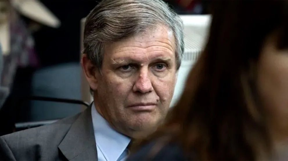 La trompada de Chaves fue la primera, pero no la única para Astiz