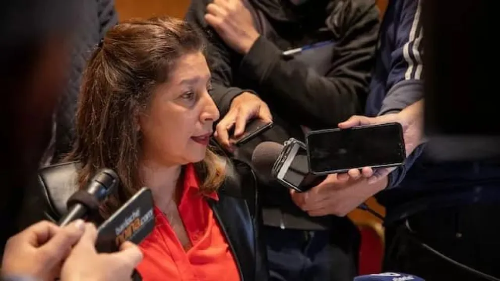 Arabela Carreras fue contundente: no habrá nueva oferta salarial para los docentes