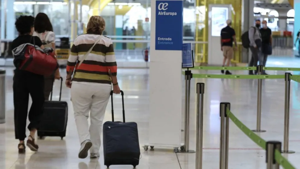 El trámite para salir del país ahora es más simple: los cambios anunciados por Migraciones 