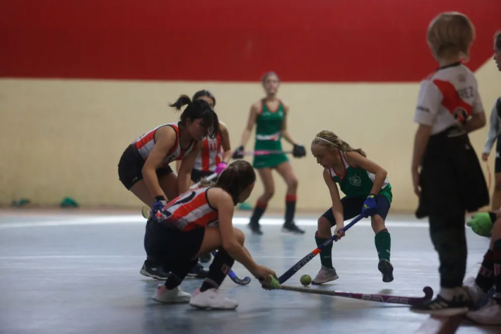 Bariloche Cup Indoor reúne al hockey local en una nueva fecha