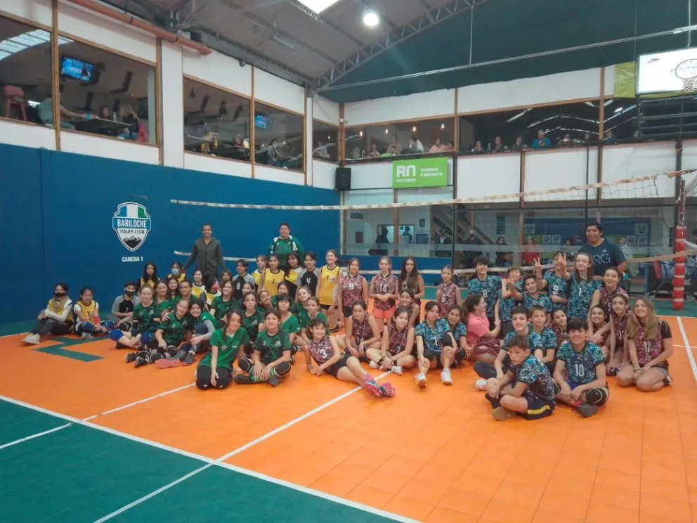 Primer encuentro infantil en Bariloche Vóley Club
