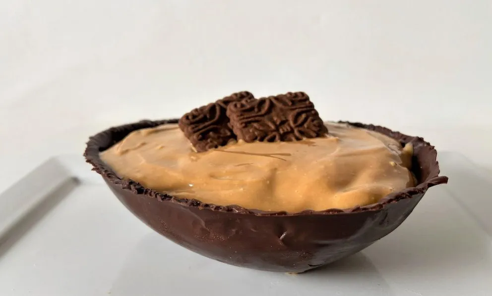 Receta de huevos de Pascua rellenos de chocotorta
