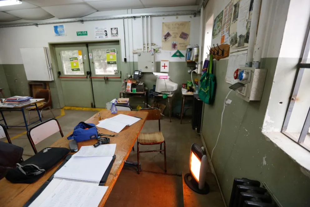 Alumnos de primer año del CET 2 deben confirmar la vacante
