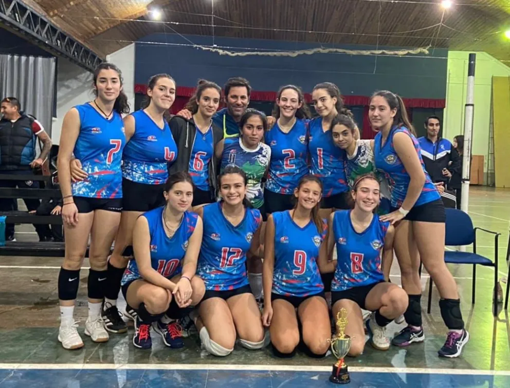 Primer puesto para Bariloche Vóley Club en el Primer Clasificatorio Sub18