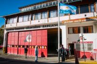 Bomberos Voluntarios Bariloche invita a decorar las viviendas con colores alusivos