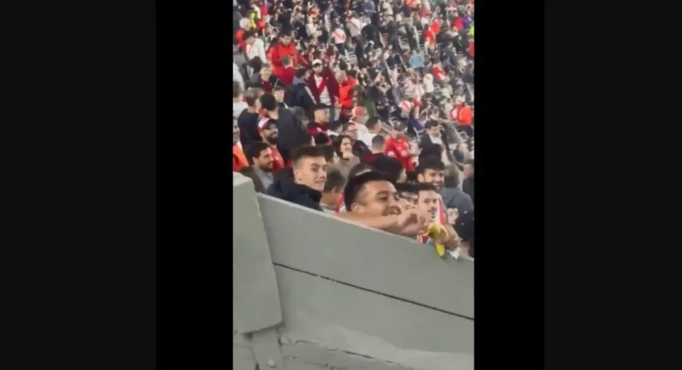 River sancionará al hincha que tuvo gestos xenófobos con la tribuna de Fortaleza