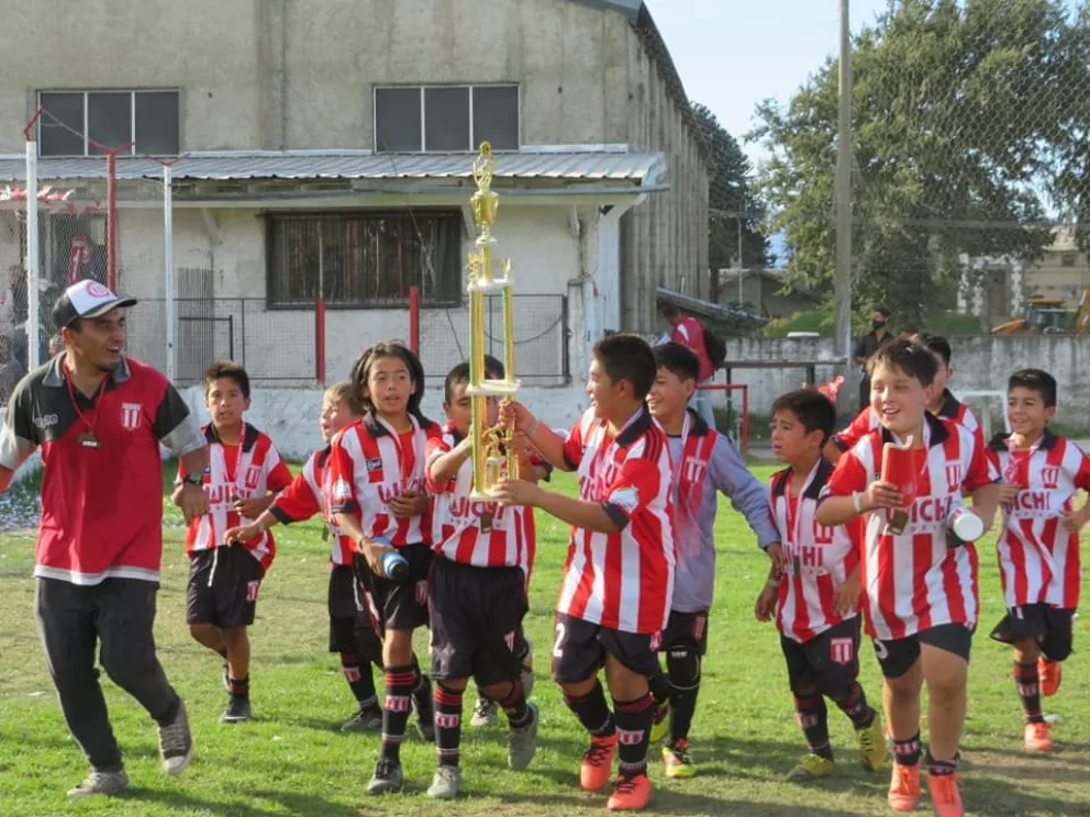 Con récord de participantes arrancó la Bariloche Cup