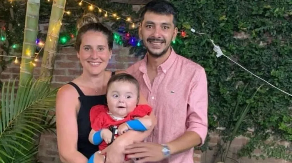 El emotivo video de los papás de Emmita, la bebé que salvó su vida gracias a la colecta de Santi Maratea 