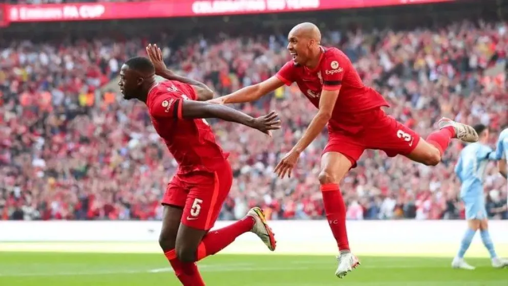 Liverpool venció 3-2 al Manchester City y se clasificó a la final de la FA Cup