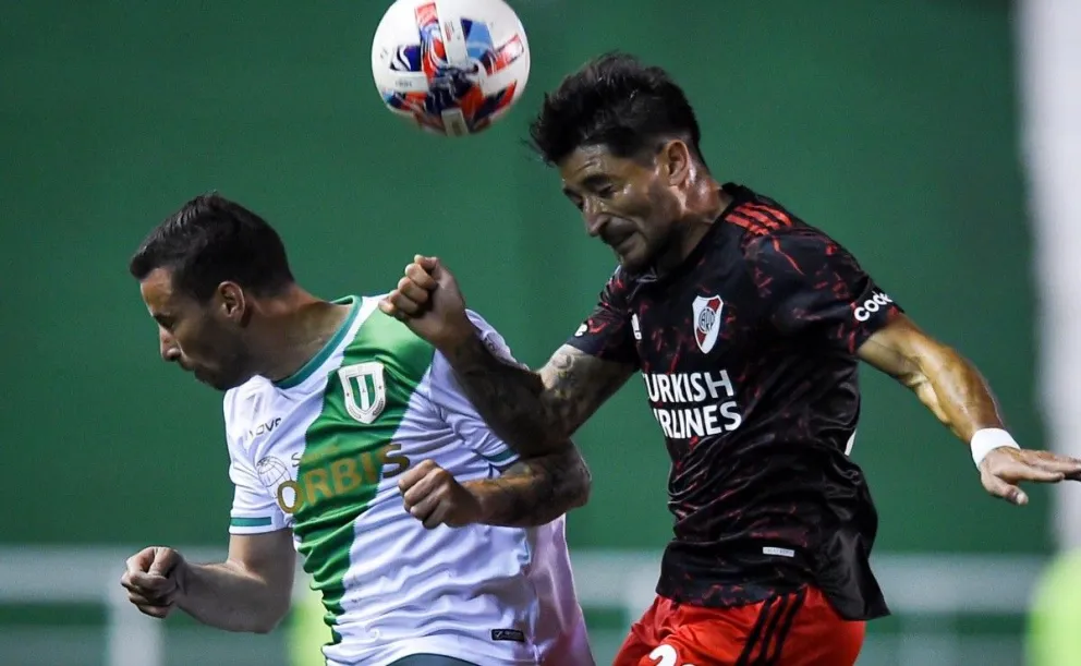 River visita a Banfield por la Copa de la Liga Profesional: hora y por dónde verlo