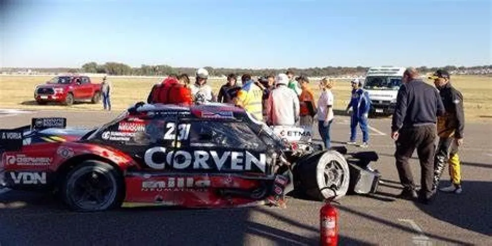 Video: el rionegrino Manu Urcera sufrió un duro accidente en La Pampa