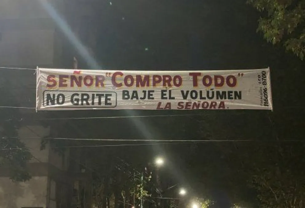 Viral: una vecina se cansó del “compro todo” y le dedicó un pasacalles muy particular
