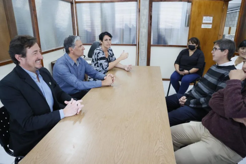 González Abdala presentó al nuevo director general de Comercio e Industria