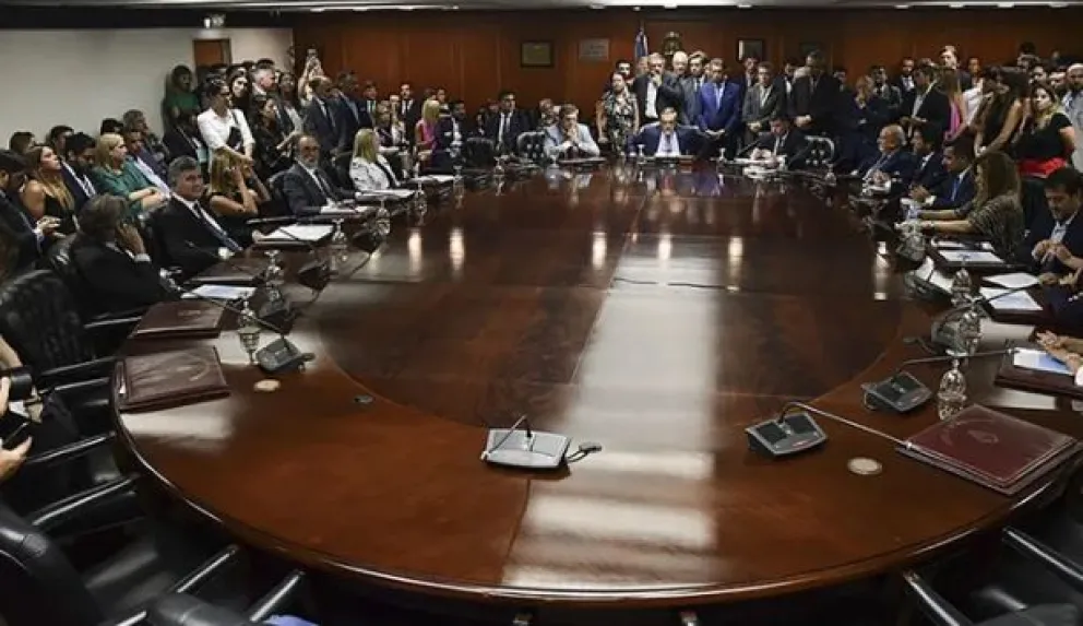 Magistratura: Sergio Massa y Cristina Kirchner designaron a los consejeros pero Rosatti no les tomará juramento hoy